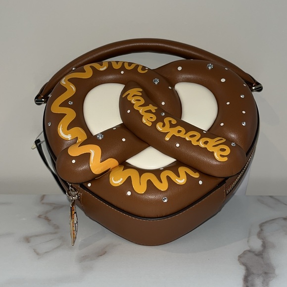 ♠️kate spade 3D Pretzel Big Apple Embellished Puffy Crossbody Bag NWT - Picture 13 of 16